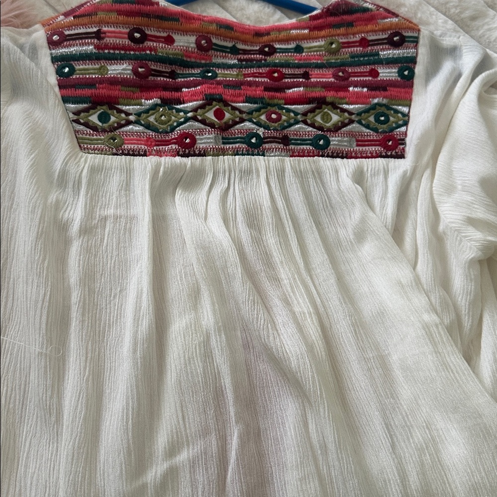 Embroidered Tunic - Picture 10 of 10